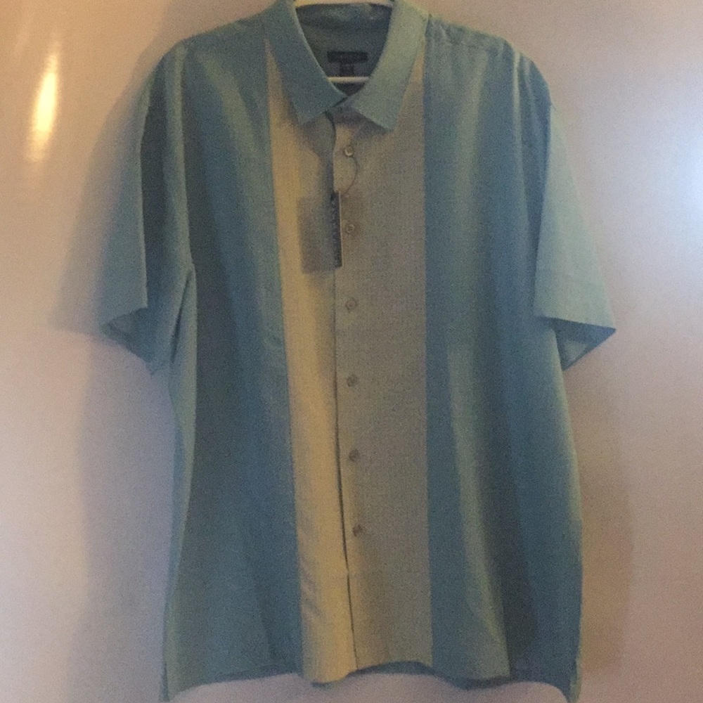 Men’s button up shirt size 2XL